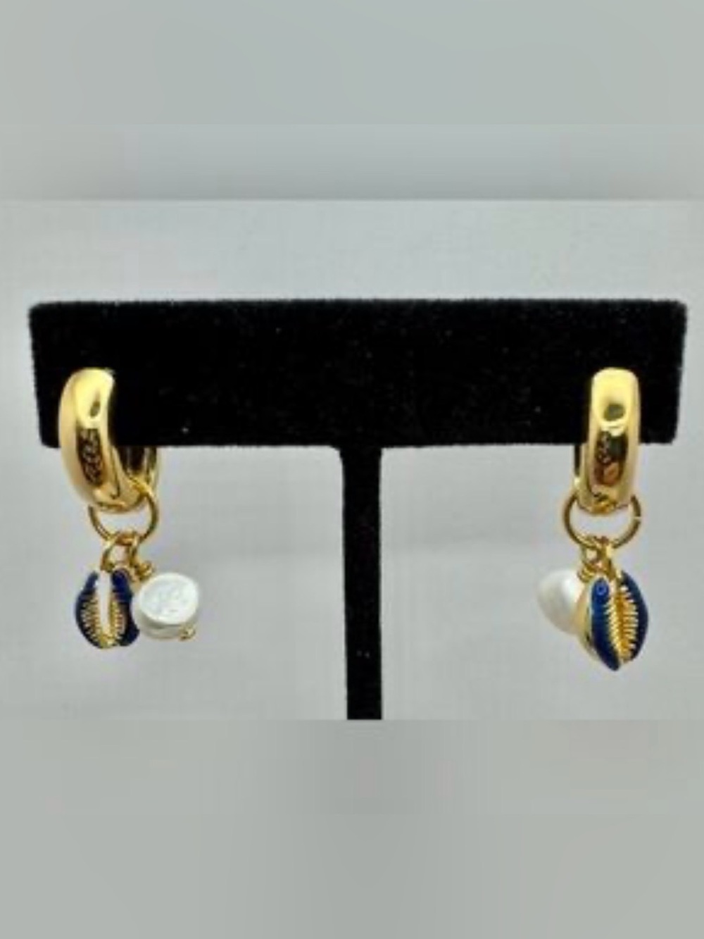 ☀️Mayamar Gold Hoop Earrings with Charms☀️